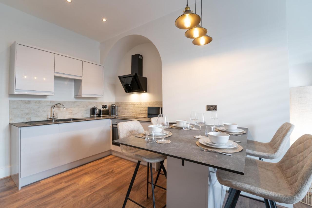 Watergate Penthouse - New 2 Bed Luxury Apartment In City Centre Chester Exterior foto